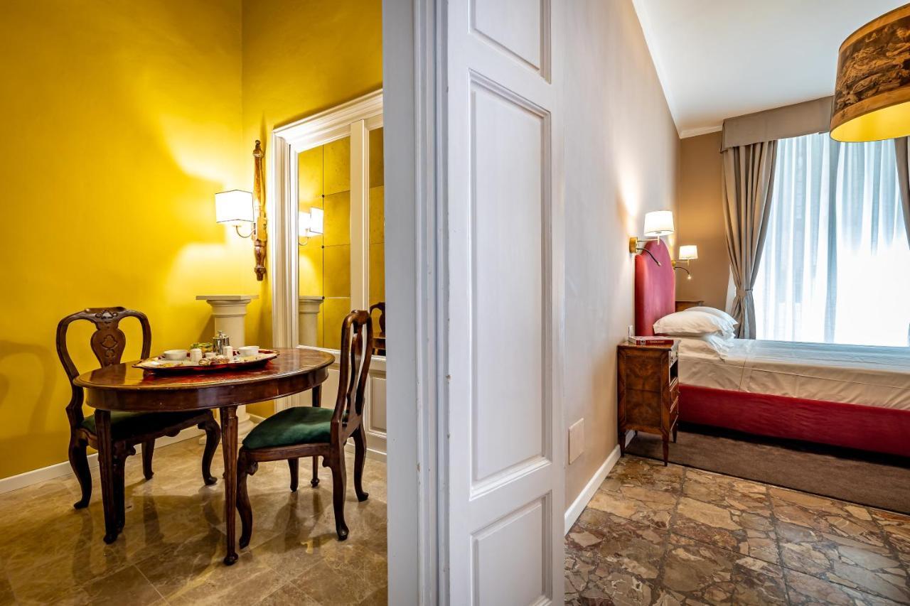 Luxury Bed And Breakfast Cerretani Palace Firenze Kültér fotó